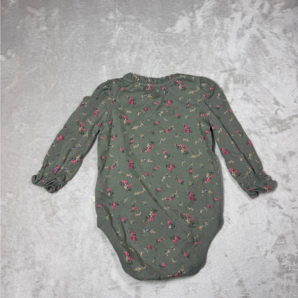 Baby Gap 100% Organic Cotton Green Floral Ruffle Long Sleeve Bodysuit 12-18 M